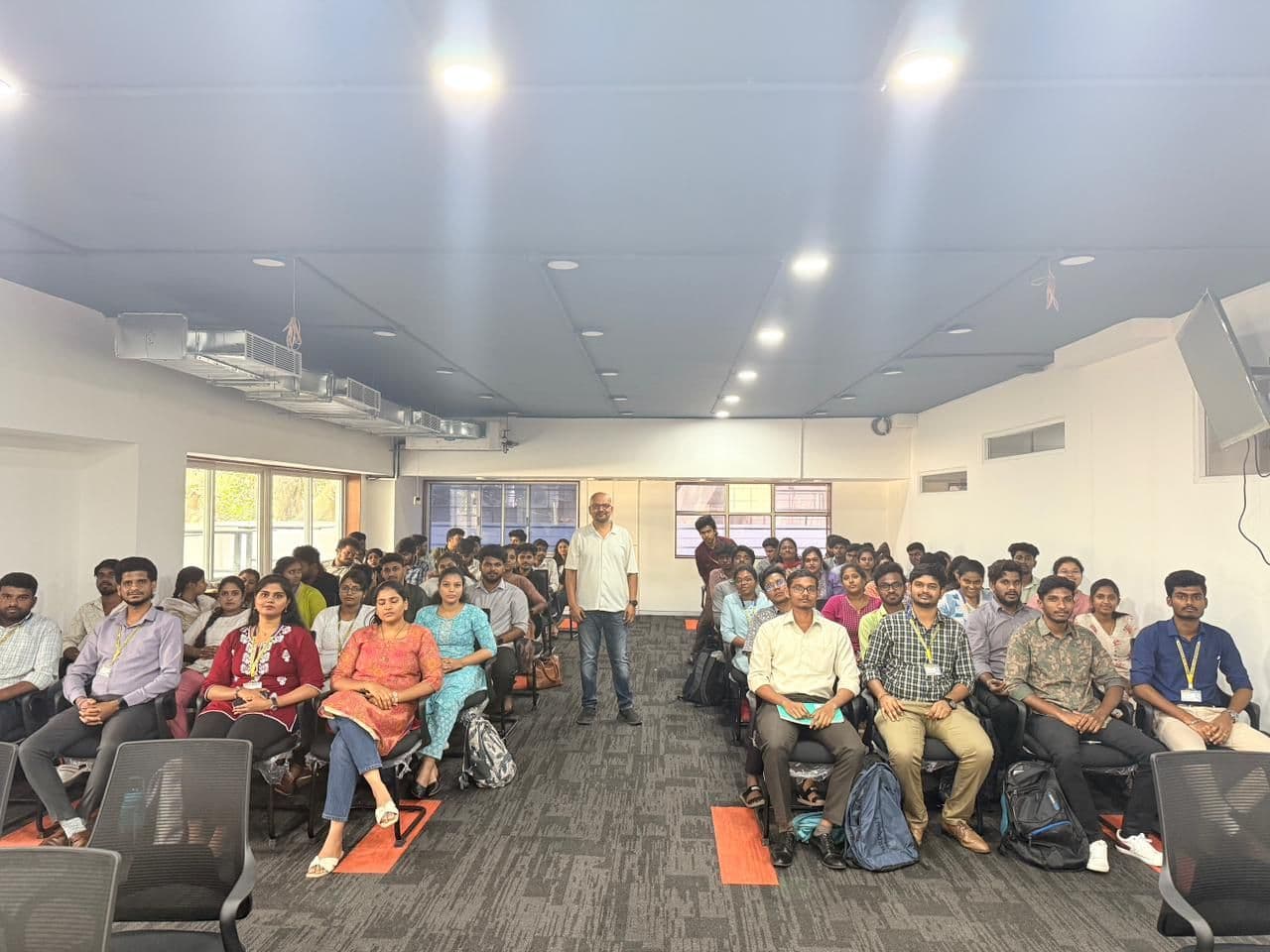 WhatsApp Image 2026-03-17 at 14.00.58.jpeg