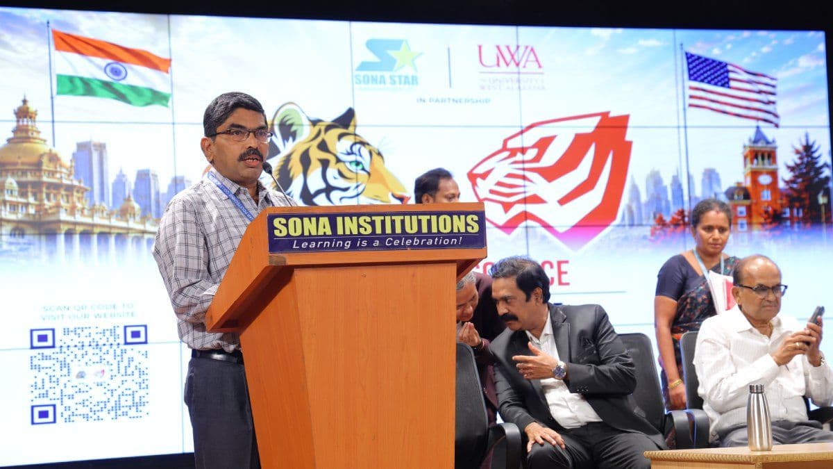 SONA-UWA Event - Award Presentation